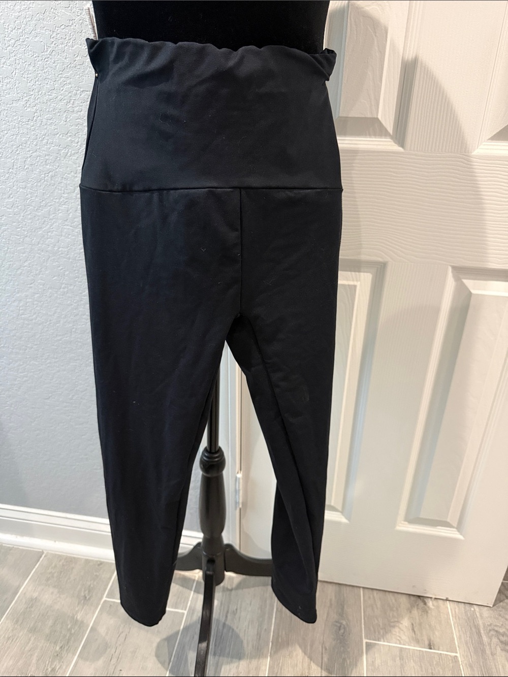 Victoria's Secret Black Cinch Waist Leggings